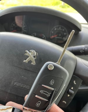 Peugeot replacement key